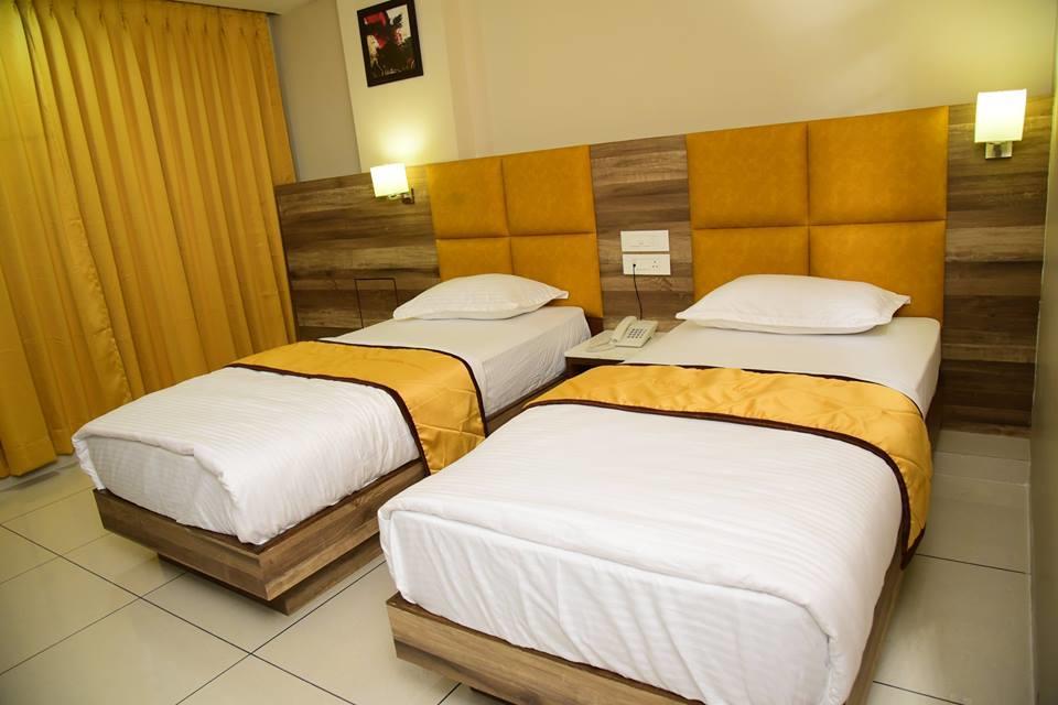Hotel Ahmedabad Inn Exterior foto